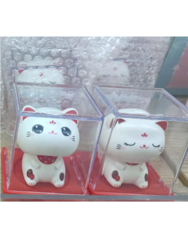 Adorno Gato de la Suerte Modelos Surtidos x 6 Unds.Medida: 7 cm aprox