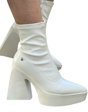 Botines Eco Cuero de Mujer Color Único x 8 Pares. Talla: 35 al 39
