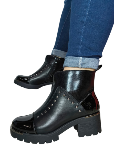 Botines Eco Cuero de Mujer Color Único x 6 Pares.Talla: 35 al 40