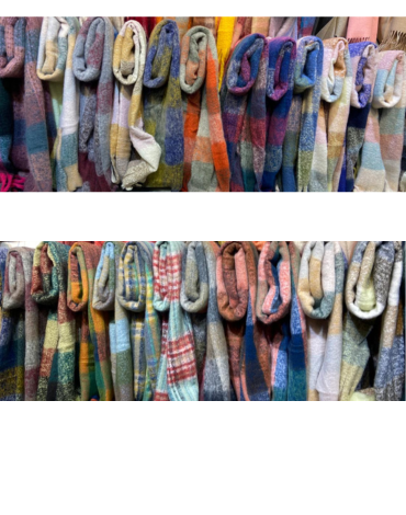 Bufanda Afelpada Colores Surtidos x 12 Unds.Medida: 2 M. x 50 ancho.