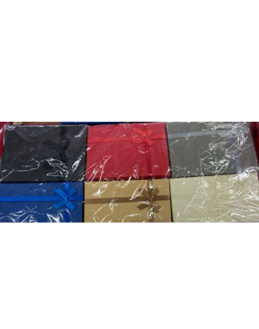 Caja de Regalo Colores Surtidos x 6 Unds. Medidas:16*19.5*3.5 cm  Aprox