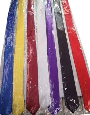 Corbata para Caballeros Elegir Color  x 12 Unds.Medida: 145 x  5 cm aprox