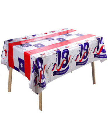 Mantel Plástico de Fiestas Patrias x 6 Unds. Medida: 137 x 183 cm aprox.