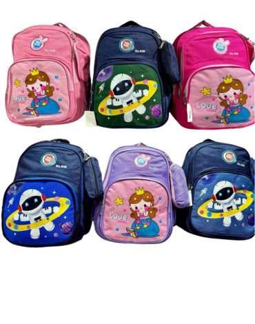 Mochila Escolar con Estuche Modelos Surtidos x 12 Unds.Medidas: 40 x 30 cm aprox