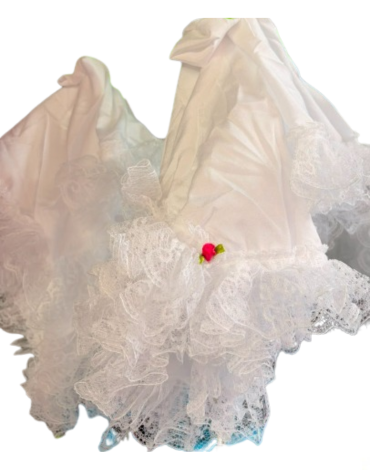 Pañuelo de Cueca con Blonda x 6 Und. Medida: 50*50 cm aprox