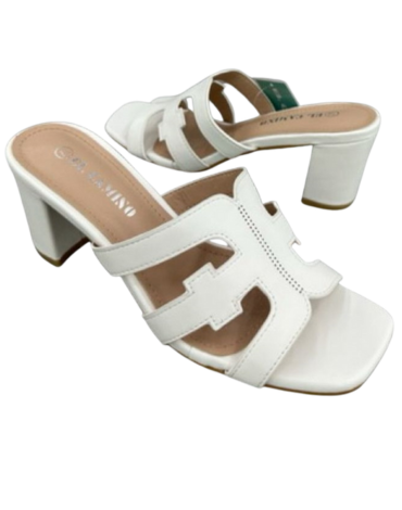 Sandalias de Mujer Eco Cuero Color Unico x 8 Pares. Talla: 35 al 40