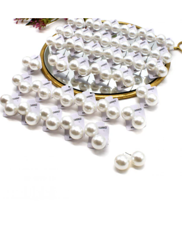 4 Set de  Aros de Perlas Grande Color Blanco.(1 Set Trae: 36 PCS)