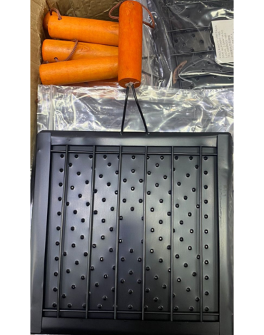 Tostador Manual x 12 Unds. Medidas: 21 x 21 cm aprox