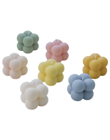 Vela Aromática Cubitos Colores Surtidos x 12 Unds. Medida: 3.5 x 3.5 cm aprox.