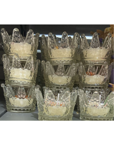 Velas Blanca con Candelabro x 6 Unds.Medida: 5 x 6 cm aprox.
