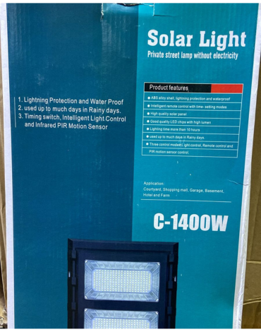Foco Solar con Soporte de 1400W x 3 Unds.