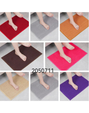 Alfombra Peluda Colores Surtidos x 4 Unds. Medida: 50 x 80 cm aprox.