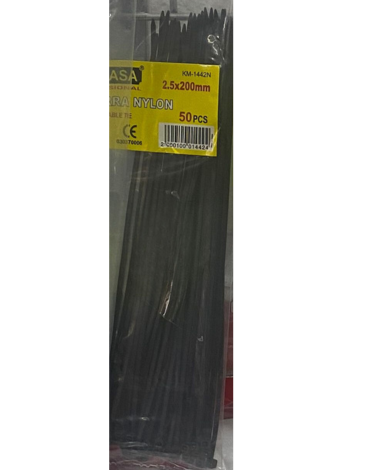 24 Bolsas de Amarra Plástica.( 1 Bolsa Trae 50 PCS ) Medida: 2.5 x 200 MM aprox