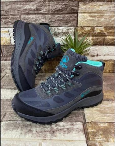 Zapatillas de Dama Impermeable ( sin marca ) x 8 Pares Talla: 35 al 40