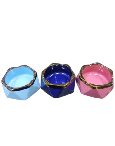 Cenicero Hexagonal Dorado Colores Surtidos x 4 Unds. Medidas: 11 cm aprox