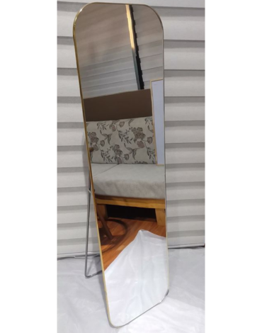 Espejo con Pedestal x 2 Unds. Medida: 40 x 150 cm aprox.