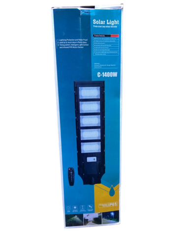 Foco Solar con Soporte de 1400W x 3 Unds.