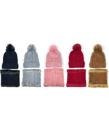 Gorro con Cuello Adulto Colores Surtidos x 12 Unds. Medida: 22cm x 17 cm aprox.