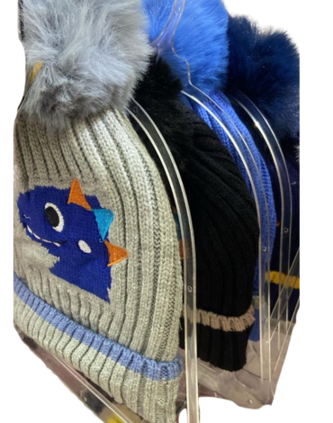 Gorro de Niños con Chiporro Colores Surtidos x 12 Unds.Medida: 20 X 28 cm aprox.