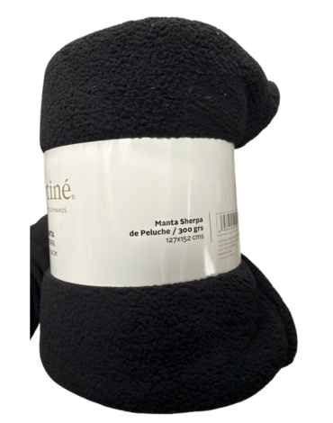 Manta Sherpa Colores Surtidos x 4 Unds. Medida: 127 x 152 cm aprox.