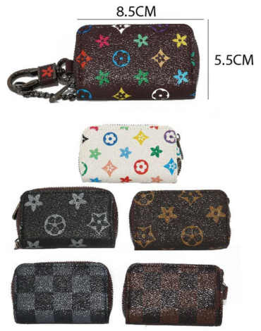 Llavero Monedero Colores Surtidos x 12 Unds. Medida: 8.5 x 5.5 cm aprox.
