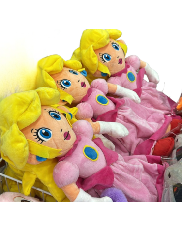 Peluche Princesa Peach Color Único x 3 Unds. Medida: 50 cm aprox.