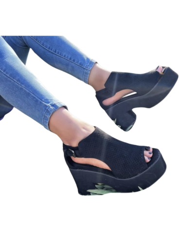 Sandalias con Plataforma Color Único x 12 Pares. Talla: 35 al 40.