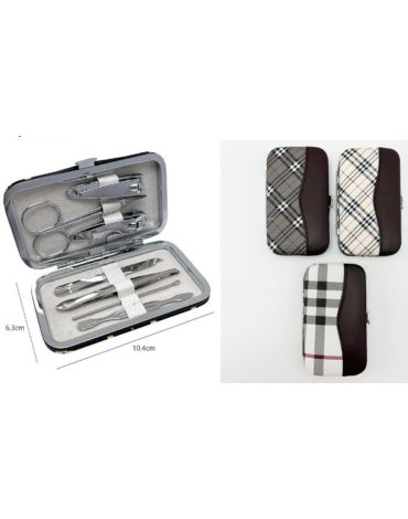 6 Set de Manicure Modelos Surtidos (1 Set Trae 7 PCS) Medida: 6.3 x 10.4 cm aprox.