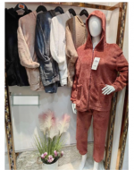 Conjunto Buzo Plush de Mujer con Gorro Colores Surtidos x 12 Unds Talla: Estándar