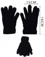 Guantes Infantil Color Único x 12 Unds. Medida: 15 x 16 cm aprox.