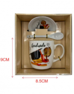 4 Set Tazas de Graduación Modelos Surtidos .Medida: 9 x 8.5 cm aprox.(1 Set Trae: 3 PCS)