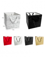 Bolsa de Regalo Color Liso x 12 Unds. Medidas: 20 x 20 x 20 cm aprox.