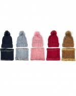 Gorro con Cuello Adulto Colores Surtidos x 12 Unds. Medida: 22cm x 17 cm aprox.