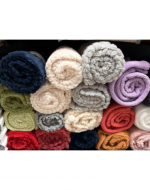 Manta Sherpa Colores Surtidos x 4 Unds. Medida: 127 x 152 cm aprox.