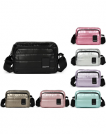 Morral Cruzado Colores Surtidos x 6 Unds. Medida: 20.5 x 14 x 5.5 cm aprox.