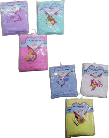 Toalla de Baño Bordada con Capucha x 4 Unds. Medida: 80 x 80 cm aprox.