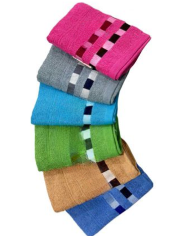 Toalla de Algodón Cuadros Colores Surtidos x 6 Unds. Medida: 50 x 100 cm aprox.