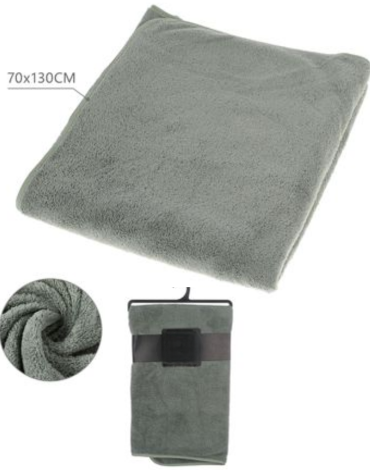 Toalla de Baño Microfibra Color Verde Guisante x 6 Unds. Medida: 70 x 130 cm aprox.