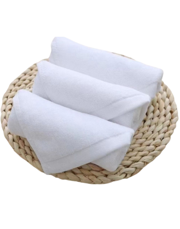 Toalla de Mano Color Blanco x 12 Unds. Medida: 30 x 30 cm aprox.