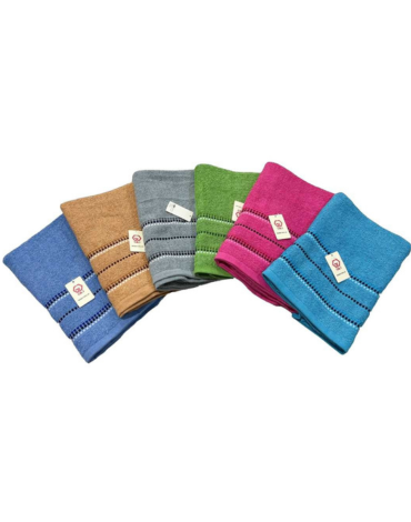 Toalla de  Algodón Colores Surtidos x 12 Unds. Medida: 70 x 140 cm aprox
